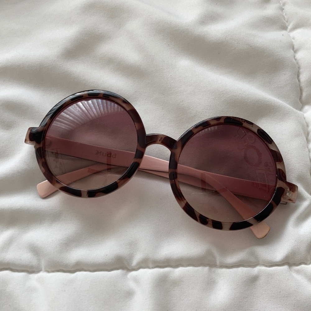 Round Tortoise Sunglasses